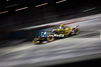 2024-07-20 - 02 VANDOORNE Stoffel (bel), DS Penske, DS E-Tense FE23, action during the 2024 Hankook London ePrix, 10th meeting of the 2023-24 ABB FIA Formula E World Championship, on the ExCeL London from June 18 to 21, 2024 in London, United Kingdom - 2024 FORMULA E LONDON EPRIX - FORMULA E - MOTORS