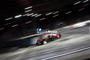 2024-07-20 - 94 WEHRLEIN Pascal (ger), TAG HEUER Porsche Formula E Team, Porsche 99X Electric, action during the 2024 Hankook London ePrix, 10th meeting of the 2023-24 ABB FIA Formula E World Championship, on the ExCeL London from June 18 to 21, 2024 in London, United Kingdom - 2024 FORMULA E LONDON EPRIX - FORMULA E - MOTORS