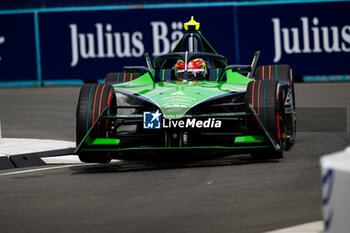 2024-07-20 - 04 FRIJNS Robin (nld), Envision Racing, Jaguar I-Type 6, action during the 2024 Hankook London ePrix, 10th meeting of the 2023-24 ABB FIA Formula E World Championship, on the ExCeL London from June 18 to 21, 2024 in London, United Kingdom - 2024 FORMULA E LONDON EPRIX - FORMULA E - MOTORS