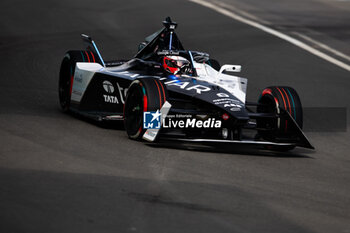 2024-07-20 - 09 EVANS Mitch (nzl), Jaguar TCS Racing, Jaguar I-Type 6, action during the 2024 Hankook London ePrix, 10th meeting of the 2023-24 ABB FIA Formula E World Championship, on the ExCeL London from June 18 to 21, 2024 in London, United Kingdom - 2024 FORMULA E LONDON EPRIX - FORMULA E - MOTORS