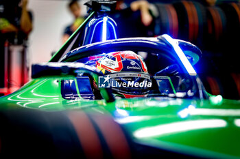 2024-07-20 - BUEMI Sébastien (swi), Envision Racing, Jaguar I-Type 6, portrait during the 2024 Hankook London ePrix, 10th meeting of the 2023-24 ABB FIA Formula E World Championship, on the ExCeL London from June 18 to 21, 2024 in London, United Kingdom - 2024 FORMULA E LONDON EPRIX - FORMULA E - MOTORS