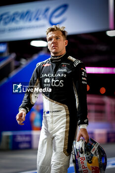 2024-07-20 - CASSIDY Nick (nzl), Jaguar TCS Racing, Jaguar I-Type 6, portrait during the 2024 Hankook London ePrix, 10th meeting of the 2023-24 ABB FIA Formula E World Championship, on the ExCeL London from June 18 to 21, 2024 in London, United Kingdom - 2024 FORMULA E LONDON EPRIX - FORMULA E - MOTORS