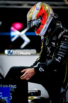 2024-07-20 - VERGNE Jean-Eric (fra), DS Penske, DS E-Tense FE23, portrait during the 2024 Hankook London ePrix, 10th meeting of the 2023-24 ABB FIA Formula E World Championship, on the ExCeL London from June 18 to 21, 2024 in London, United Kingdom - 2024 FORMULA E LONDON EPRIX - FORMULA E - MOTORS