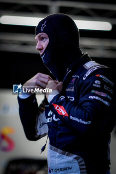 2024-07-20 - CASSIDY Nick (nzl), Jaguar TCS Racing, Jaguar I-Type 6, portrait during the 2024 Hankook London ePrix, 10th meeting of the 2023-24 ABB FIA Formula E World Championship, on the ExCeL London from June 18 to 21, 2024 in London, United Kingdom - 2024 FORMULA E LONDON EPRIX - FORMULA E - MOTORS