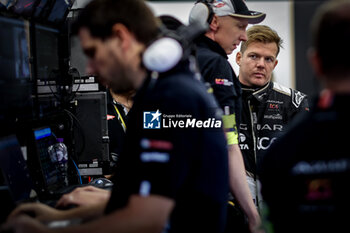 2024-07-20 - CASSIDY Nick (nzl), Jaguar TCS Racing, Jaguar I-Type 6, portrait during the 2024 Hankook London ePrix, 10th meeting of the 2023-24 ABB FIA Formula E World Championship, on the ExCeL London from June 18 to 21, 2024 in London, United Kingdom - 2024 FORMULA E LONDON EPRIX - FORMULA E - MOTORS