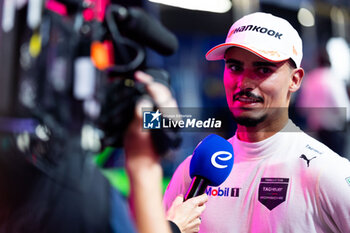 2024-07-20 - WEHRLEIN Pascal (ger), TAG HEUER Porsche Formula E Team, Porsche 99X Electric, portrait during the 2024 Hankook London ePrix, 10th meeting of the 2023-24 ABB FIA Formula E World Championship, on the ExCeL London from June 18 to 21, 2024 in London, United Kingdom - 2024 FORMULA E LONDON EPRIX - FORMULA E - MOTORS