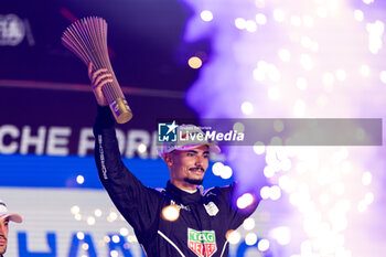 2024-07-20 - WEHRLEIN Pascal (ger), TAG HEUER Porsche Formula E Team, Porsche 99X Electric, portrait during the 2024 Hankook London ePrix, 10th meeting of the 2023-24 ABB FIA Formula E World Championship, on the ExCeL London from June 18 to 21, 2024 in London, United Kingdom - 2024 FORMULA E LONDON EPRIX - FORMULA E - MOTORS