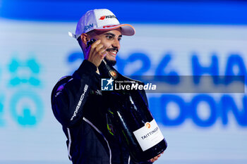 2024-07-20 - WEHRLEIN Pascal (ger), TAG HEUER Porsche Formula E Team, Porsche 99X Electric, portrait during the 2024 Hankook London ePrix, 10th meeting of the 2023-24 ABB FIA Formula E World Championship, on the ExCeL London from June 18 to 21, 2024 in London, United Kingdom - 2024 FORMULA E LONDON EPRIX - FORMULA E - MOTORS