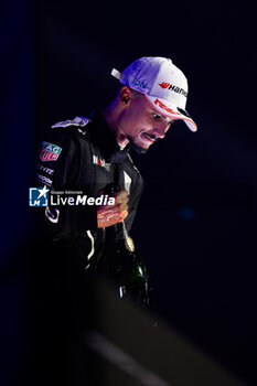 2024-07-20 - WEHRLEIN Pascal (ger), TAG HEUER Porsche Formula E Team, Porsche 99X Electric, portrait, podium, portrait during the 2024 Hankook London ePrix, 10th meeting of the 2023-24 ABB FIA Formula E World Championship, on the ExCeL London from June 18 to 21, 2024 in London, United Kingdom - 2024 FORMULA E LONDON EPRIX - FORMULA E - MOTORS