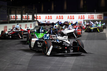 2024-07-20 - 09 EVANS Mitch (nzl), Jaguar TCS Racing, Jaguar I-Type 6, action during the 2024 Hankook London ePrix, 10th meeting of the 2023-24 ABB FIA Formula E World Championship, on the ExCeL London from June 18 to 21, 2024 in London, United Kingdom - 2024 FORMULA E LONDON EPRIX - FORMULA E - MOTORS