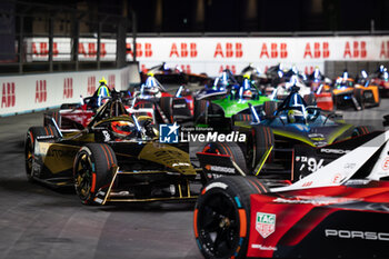 2024-07-20 - 25 VERGNE Jean-Eric (fra), DS Penske, DS E-Tense FE23, action during the 2024 Hankook London ePrix, 10th meeting of the 2023-24 ABB FIA Formula E World Championship, on the ExCeL London from June 18 to 21, 2024 in London, United Kingdom - 2024 FORMULA E LONDON EPRIX - FORMULA E - MOTORS