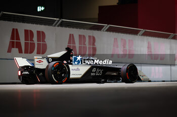 2024-07-20 - 09 EVANS Mitch (nzl), Jaguar TCS Racing, Jaguar I-Type 6, action during the 2024 Hankook London ePrix, 10th meeting of the 2023-24 ABB FIA Formula E World Championship, on the ExCeL London from June 18 to 21, 2024 in London, United Kingdom - 2024 FORMULA E LONDON EPRIX - FORMULA E - MOTORS