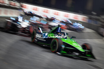 2024-07-20 - 16 BUEMI Sébastien (swi), Envision Racing, Jaguar I-Type 6, action during the 2024 Hankook London ePrix, 10th meeting of the 2023-24 ABB FIA Formula E World Championship, on the ExCeL London from June 18 to 21, 2024 in London, United Kingdom - 2024 FORMULA E LONDON EPRIX - FORMULA E - MOTORS