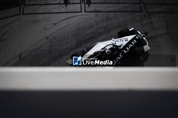 2024-07-20 - 09 EVANS Mitch (nzl), Jaguar TCS Racing, Jaguar I-Type 6, action during the 2024 Hankook London ePrix, 10th meeting of the 2023-24 ABB FIA Formula E World Championship, on the ExCeL London from June 18 to 21, 2024 in London, United Kingdom - 2024 FORMULA E LONDON EPRIX - FORMULA E - MOTORS