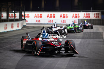 2024-07-20 - 94 WEHRLEIN Pascal (ger), TAG HEUER Porsche Formula E Team, Porsche 99X Electric, action during the 2024 Hankook London ePrix, 10th meeting of the 2023-24 ABB FIA Formula E World Championship, on the ExCeL London from June 18 to 21, 2024 in London, United Kingdom - 2024 FORMULA E LONDON EPRIX - FORMULA E - MOTORS