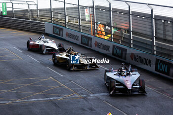 2024-07-20 - 48 MORTARA Edoardo (swi), Mahindra Racing, Mahindra M9Electro, action during the 2024 Hankook London ePrix, 10th meeting of the 2023-24 ABB FIA Formula E World Championship, on the ExCeL London from June 18 to 21, 2024 in London, United Kingdom - 2024 FORMULA E LONDON EPRIX - FORMULA E - MOTORS