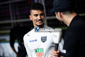 2024-07-20 - WEHRLEIN Pascal (ger), TAG HEUER Porsche Formula E Team, Porsche 99X Electric, portrait during the 2024 Hankook London ePrix, 10th meeting of the 2023-24 ABB FIA Formula E World Championship, on the ExCeL London from June 18 to 21, 2024 in London, United Kingdom - 2024 FORMULA E LONDON EPRIX - FORMULA E - MOTORS