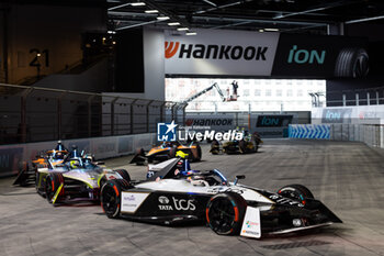 2024-07-20 - 37 CASSIDY Nick (nzl), Jaguar TCS Racing, Jaguar I-Type 6, action during the 2024 Hankook London ePrix, 10th meeting of the 2023-24 ABB FIA Formula E World Championship, on the ExCeL London from June 18 to 21, 2024 in London, United Kingdom - 2024 FORMULA E LONDON EPRIX - FORMULA E - MOTORS