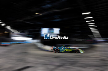 2024-07-20 - 11 DI GRASSI Lucas (bra), ABT CUPRA Formula E Team, Mahindra M9Electro, action during the 2024 Hankook London ePrix, 10th meeting of the 2023-24 ABB FIA Formula E World Championship, on the ExCeL London from June 18 to 21, 2024 in London, United Kingdom - 2024 FORMULA E LONDON EPRIX - FORMULA E - MOTORS