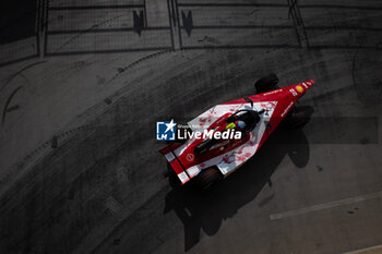 2024-07-20 - 22 ROWLAND Oliver (gbr), Nissan Formula E Team, Nissan e-4ORCE 04, action during the 2024 Hankook London ePrix, 10th meeting of the 2023-24 ABB FIA Formula E World Championship, on the ExCeL London from June 18 to 21, 2024 in London, United Kingdom - 2024 FORMULA E LONDON EPRIX - FORMULA E - MOTORS