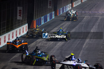 2024-07-20 - 11 DI GRASSI Lucas (bra), ABT CUPRA Formula E Team, Mahindra M9Electro, action during the 2024 Hankook London ePrix, 10th meeting of the 2023-24 ABB FIA Formula E World Championship, on the ExCeL London from June 18 to 21, 2024 in London, United Kingdom - 2024 FORMULA E LONDON EPRIX - FORMULA E - MOTORS