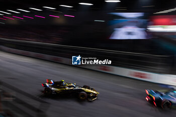 2024-07-20 - 25 VERGNE Jean-Eric (fra), DS Penske, DS E-Tense FE23, action during the 2024 Hankook London ePrix, 10th meeting of the 2023-24 ABB FIA Formula E World Championship, on the ExCeL London from June 18 to 21, 2024 in London, United Kingdom - 2024 FORMULA E LONDON EPRIX - FORMULA E - MOTORS