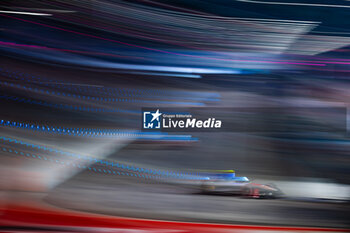 2024-07-20 - 21 DE VRIES Nyck (nld), Mahindra Racing, Mahindra M9Electro, action during the 2024 Hankook London ePrix, 10th meeting of the 2023-24 ABB FIA Formula E World Championship, on the ExCeL London from June 18 to 21, 2024 in London, United Kingdom - 2024 FORMULA E LONDON EPRIX - FORMULA E - MOTORS