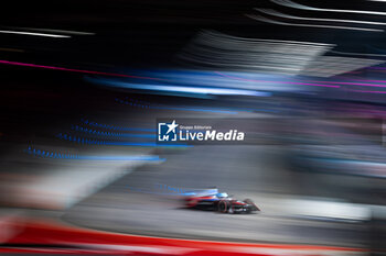 2024-07-20 - 94 WEHRLEIN Pascal (ger), TAG HEUER Porsche Formula E Team, Porsche 99X Electric, action during the 2024 Hankook London ePrix, 10th meeting of the 2023-24 ABB FIA Formula E World Championship, on the ExCeL London from June 18 to 21, 2024 in London, United Kingdom - 2024 FORMULA E LONDON EPRIX - FORMULA E - MOTORS