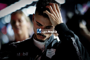 2024-07-20 - WEHRLEIN Pascal (ger), TAG HEUER Porsche Formula E Team, Porsche 99X Electric, portrait during the 2024 Hankook London ePrix, 10th meeting of the 2023-24 ABB FIA Formula E World Championship, on the ExCeL London from June 18 to 21, 2024 in London, United Kingdom - 2024 FORMULA E LONDON EPRIX - FORMULA E - MOTORS