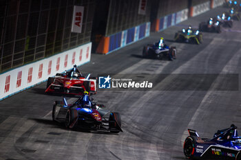 2024-07-20 - 21 DE VRIES Nyck (nld), Mahindra Racing, Mahindra M9Electro, action during the 2024 Hankook London ePrix, 10th meeting of the 2023-24 ABB FIA Formula E World Championship, on the ExCeL London from June 18 to 21, 2024 in London, United Kingdom - 2024 FORMULA E LONDON EPRIX - FORMULA E - MOTORS