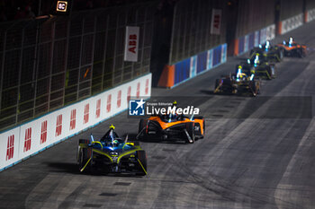 2024-07-20 - 11 DI GRASSI Lucas (bra), ABT CUPRA Formula E Team, Mahindra M9Electro, action during the 2024 Hankook London ePrix, 10th meeting of the 2023-24 ABB FIA Formula E World Championship, on the ExCeL London from June 18 to 21, 2024 in London, United Kingdom - 2024 FORMULA E LONDON EPRIX - FORMULA E - MOTORS