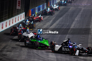 2024-07-20 - 16 BUEMI Sébastien (swi), Envision Racing, Jaguar I-Type 6, action during the 2024 Hankook London ePrix, 10th meeting of the 2023-24 ABB FIA Formula E World Championship, on the ExCeL London from June 18 to 21, 2024 in London, United Kingdom - 2024 FORMULA E LONDON EPRIX - FORMULA E - MOTORS