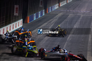 2024-07-20 - 02 VANDOORNE Stoffel (bel), DS Penske, DS E-Tense FE23, action during the 2024 Hankook London ePrix, 10th meeting of the 2023-24 ABB FIA Formula E World Championship, on the ExCeL London from June 18 to 21, 2024 in London, United Kingdom - 2024 FORMULA E LONDON EPRIX - FORMULA E - MOTORS