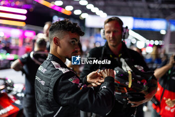 2024-07-20 - WEHRLEIN Pascal (ger), TAG HEUER Porsche Formula E Team, Porsche 99X Electric, portrait during the 2024 Hankook London ePrix, 10th meeting of the 2023-24 ABB FIA Formula E World Championship, on the ExCeL London from June 18 to 21, 2024 in London, United Kingdom - 2024 FORMULA E LONDON EPRIX - FORMULA E - MOTORS