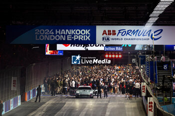 2024-07-20 - Grid during the 2024 Hankook London ePrix, 10th meeting of the 2023-24 ABB FIA Formula E World Championship, on the ExCeL London from June 18 to 21, 2024 in London, United Kingdom - 2024 FORMULA E LONDON EPRIX - FORMULA E - MOTORS