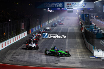 2024-07-20 - 16 BUEMI Sébastien (swi), Envision Racing, Jaguar I-Type 6, action during the 2024 Hankook London ePrix, 10th meeting of the 2023-24 ABB FIA Formula E World Championship, on the ExCeL London from June 18 to 21, 2024 in London, United Kingdom - 2024 FORMULA E LONDON EPRIX - FORMULA E - MOTORS