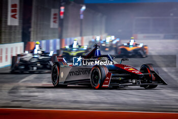 2024-07-20 - 48 MORTARA Edoardo (swi), Mahindra Racing, Mahindra M9Electro, action during the 2024 Hankook London ePrix, 10th meeting of the 2023-24 ABB FIA Formula E World Championship, on the ExCeL London from June 18 to 21, 2024 in London, United Kingdom - 2024 FORMULA E LONDON EPRIX - FORMULA E - MOTORS