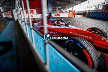 2024-07-21 - 23 FENESTRAZ Sacha (fra), Nissan Formula E Team, Nissan e-4ORCE 04, action during the 2024 Hankook London ePrix, 10th meeting of the 2023-24 ABB FIA Formula E World Championship, on the ExCeL London from June 18 to 21, 2024 in London, United Kingdom - 2024 FORMULA E LONDON EPRIX - FORMULA E - MOTORS