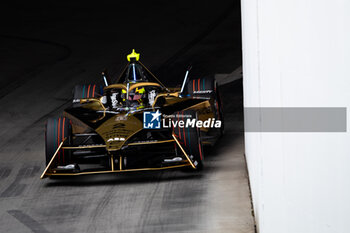 2024-07-21 - 02 VANDOORNE Stoffel (bel), DS Penske, DS E-Tense FE23, action during the 2024 Hankook London ePrix, 10th meeting of the 2023-24 ABB FIA Formula E World Championship, on the ExCeL London from June 18 to 21, 2024 in London, United Kingdom - 2024 FORMULA E LONDON EPRIX - FORMULA E - MOTORS