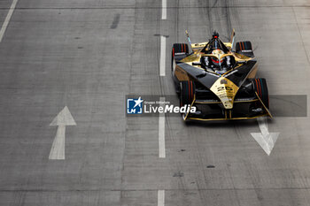 2024-07-21 - 25 VERGNE Jean-Eric (fra), DS Penske, DS E-Tense FE23, action during the 2024 Hankook London ePrix, 10th meeting of the 2023-24 ABB FIA Formula E World Championship, on the ExCeL London from June 18 to 21, 2024 in London, United Kingdom - 2024 FORMULA E LONDON EPRIX - FORMULA E - MOTORS