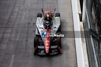 2024-07-21 - 21 DE VRIES Nyck (nld), Mahindra Racing, Mahindra M9Electro, action during the 2024 Hankook London ePrix, 10th meeting of the 2023-24 ABB FIA Formula E World Championship, on the ExCeL London from June 18 to 21, 2024 in London, United Kingdom - 2024 FORMULA E LONDON EPRIX - FORMULA E - MOTORS