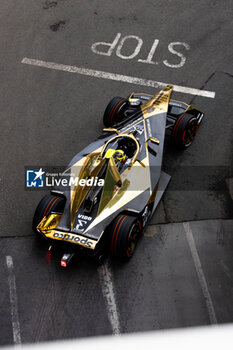 2024-07-21 - 02 VANDOORNE Stoffel (bel), DS Penske, DS E-Tense FE23, action during the 2024 Hankook London ePrix, 10th meeting of the 2023-24 ABB FIA Formula E World Championship, on the ExCeL London from June 18 to 21, 2024 in London, United Kingdom - 2024 FORMULA E LONDON EPRIX - FORMULA E - MOTORS