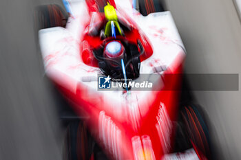 2024-07-21 - 22 ROWLAND Oliver (gbr), Nissan Formula E Team, Nissan e-4ORCE 04, action during the 2024 Hankook London ePrix, 10th meeting of the 2023-24 ABB FIA Formula E World Championship, on the ExCeL London from June 18 to 21, 2024 in London, United Kingdom - 2024 FORMULA E LONDON EPRIX - FORMULA E - MOTORS