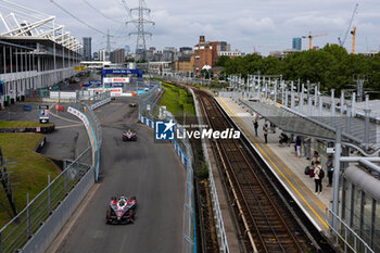 2024-07-21 - 94 WEHRLEIN Pascal (ger), TAG HEUER Porsche Formula E Team, Porsche 99X Electric, action during the 2024 Hankook London ePrix, 10th meeting of the 2023-24 ABB FIA Formula E World Championship, on the ExCeL London from June 18 to 21, 2024 in London, United Kingdom - 2024 FORMULA E LONDON EPRIX - FORMULA E - MOTORS