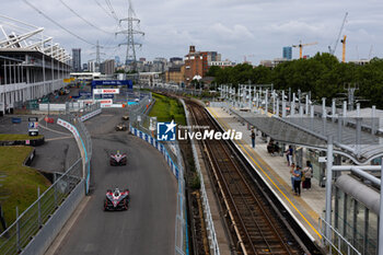 2024-07-21 - 94 WEHRLEIN Pascal (ger), TAG HEUER Porsche Formula E Team, Porsche 99X Electric, action during the 2024 Hankook London ePrix, 10th meeting of the 2023-24 ABB FIA Formula E World Championship, on the ExCeL London from June 18 to 21, 2024 in London, United Kingdom - 2024 FORMULA E LONDON EPRIX - FORMULA E - MOTORS