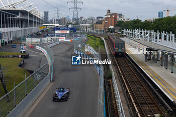 2024-07-21 - 07 GUNTHER Maximilian (ger), Maserati MSG Racing, Maserati Tipo Folgore, action during the 2024 Hankook London ePrix, 10th meeting of the 2023-24 ABB FIA Formula E World Championship, on the ExCeL London from June 18 to 21, 2024 in London, United Kingdom - 2024 FORMULA E LONDON EPRIX - FORMULA E - MOTORS