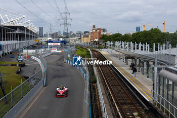 2024-07-21 - 22 ROWLAND Oliver (gbr), Nissan Formula E Team, Nissan e-4ORCE 04, action during the 2024 Hankook London ePrix, 10th meeting of the 2023-24 ABB FIA Formula E World Championship, on the ExCeL London from June 18 to 21, 2024 in London, United Kingdom - 2024 FORMULA E LONDON EPRIX - FORMULA E - MOTORS