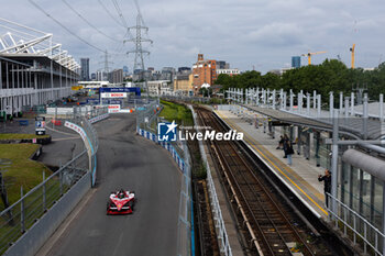 2024-07-21 - 23 FENESTRAZ Sacha (fra), Nissan Formula E Team, Nissan e-4ORCE 04, action during the 2024 Hankook London ePrix, 10th meeting of the 2023-24 ABB FIA Formula E World Championship, on the ExCeL London from June 18 to 21, 2024 in London, United Kingdom - 2024 FORMULA E LONDON EPRIX - FORMULA E - MOTORS