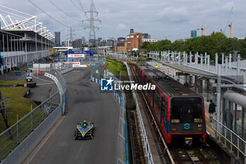 2024-07-21 - 11 DI GRASSI Lucas (bra), ABT CUPRA Formula E Team, Mahindra M9Electro, action during the 2024 Hankook London ePrix, 10th meeting of the 2023-24 ABB FIA Formula E World Championship, on the ExCeL London from June 18 to 21, 2024 in London, United Kingdom - 2024 FORMULA E LONDON EPRIX - FORMULA E - MOTORS