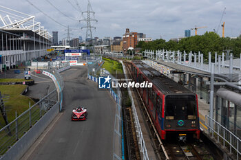 2024-07-21 - 23 FENESTRAZ Sacha (fra), Nissan Formula E Team, Nissan e-4ORCE 04, action during the 2024 Hankook London ePrix, 10th meeting of the 2023-24 ABB FIA Formula E World Championship, on the ExCeL London from June 18 to 21, 2024 in London, United Kingdom - 2024 FORMULA E LONDON EPRIX - FORMULA E - MOTORS